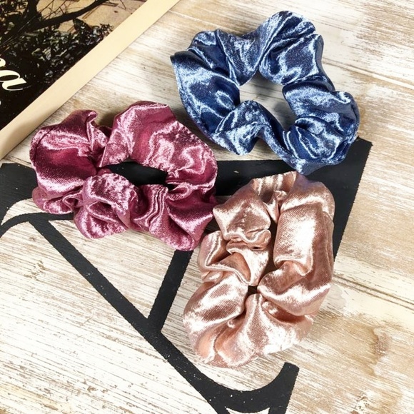 Alquimia Accessories - NEW  SILK SCRUNCHY SET